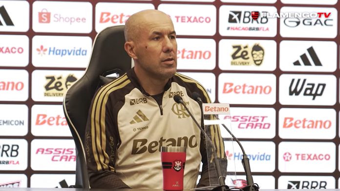 Leonardo Jardim em entrevista coletiva após goleada do Flamengo sobre o Atlético-MG em Belo Horizonte