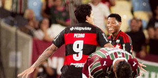 Pedro marca contra o Fluminense no Maracanã - Foto: Adriano Fontes / Flamengo