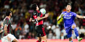 Pedro marca de peito o segundo gol do Flamengo na vitória sobre o Fluminense - Foto: Gilvan de Souza / Flamengo