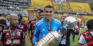 Santos, goleiro do Flamengo campeão da Libertadores da América 2022