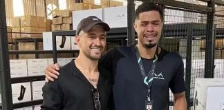 Torcedor fã de Arrascaeta tem crise de choro ao encontrar com seu ídolo em seu trabalho.Foto: Reprodução / Instagram / @vh_vicente