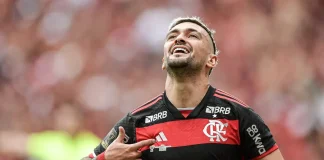 Arrascaeta comemorando gol contra o Atlético Mineiro pelo Brasileirão no útimo domingo (26)