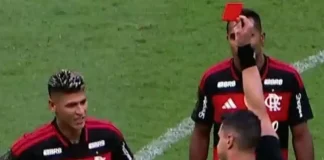 Carrascal sendo expulso