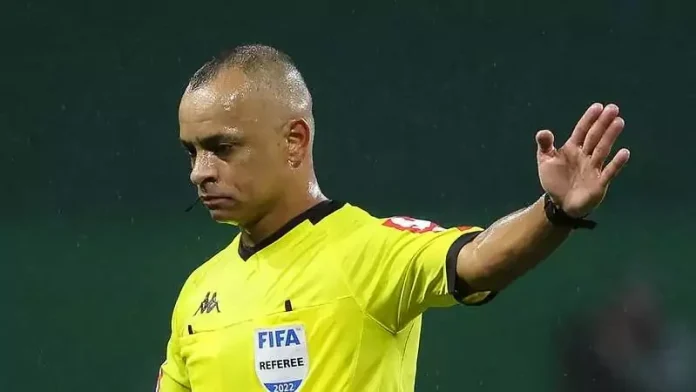 Árbitro Wilton Pereira Sampaio