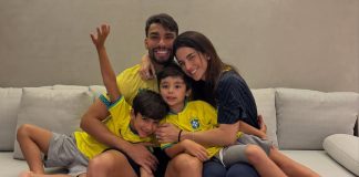 Lucas Paquetá comemora convocação para Copa do Mundo ao lado da esposa e dos filhos