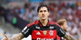 Pedro marcou o primeiro gol do Flamengo no empate com o Vasco