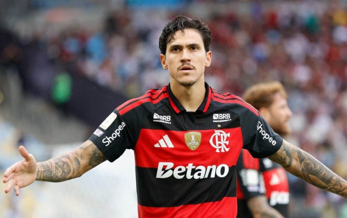 Pedro marcou o primeiro gol do Flamengo no empate com o Vasco