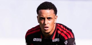 Ryan Roberto em campo pelo sub-20 do Flamengo