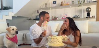 Leo Ortiz e esposa em chá revelação do 1º bebê do casal