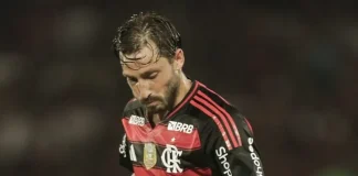 Matias Viña, lateral emprestado pelo Flamengo ao River Plate