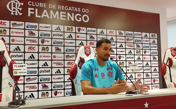 Zaqueiro Danilo do Flamengo em entrevista