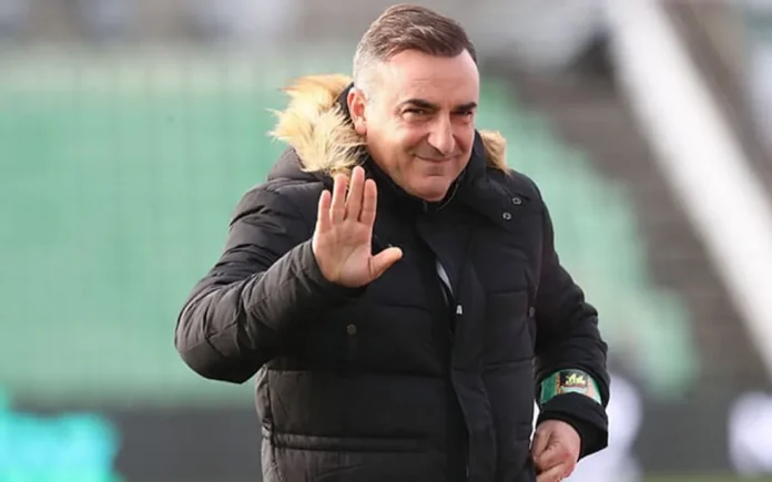 Carlos Carvalhal, técnico português