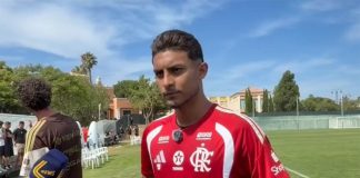 Dyogo Alves goleiro do Flamengo em entrevista em Portugal