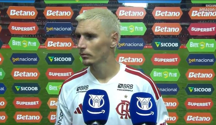Varela em entrevista após empate do Flamengo com o Inter no Beira-Rio