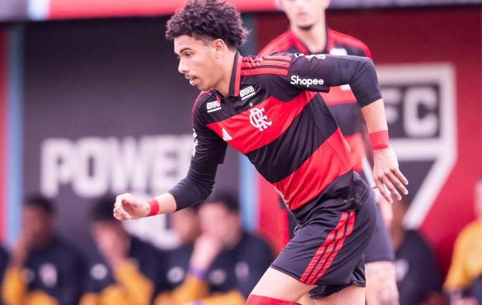Da Mata zagueiro da base do Flamengo