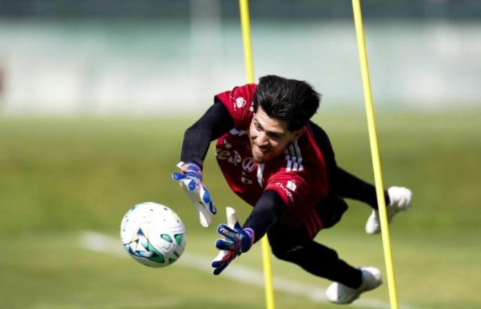 Goleiro Rossi em treino em Algarve (Portugal) para a Intertemporada. Foto: Gilvan de Souza/Flamengo
