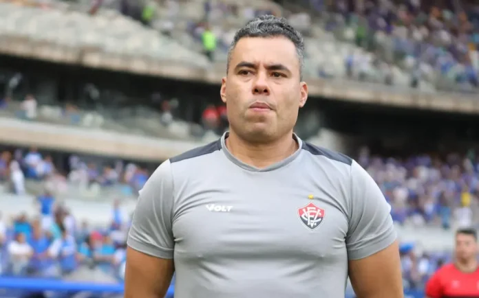 jair-ventura-tecnico-vitoria Jair Ventura, técnico do Vitória