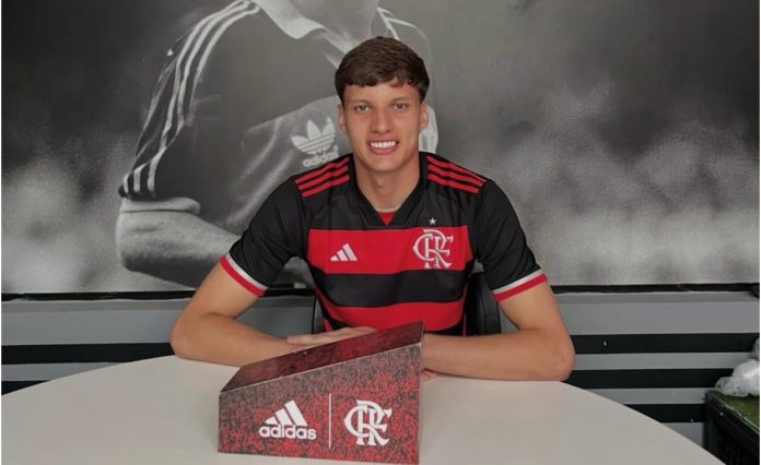 Goleiro Pedro Henrique Martins Pereira do sub 20, é o novo contratado pelo Flamengo