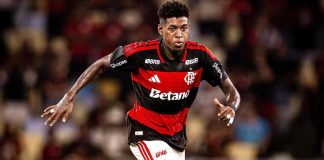 Vitão, zagueiro do Flamengo