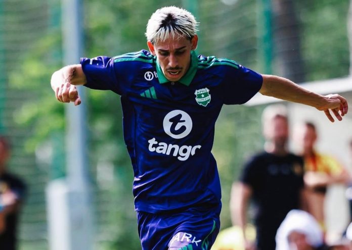 Werton, ex-Flamengo, é o novo reforço do Aris Limassol, clube da primeira divisão do Chipre