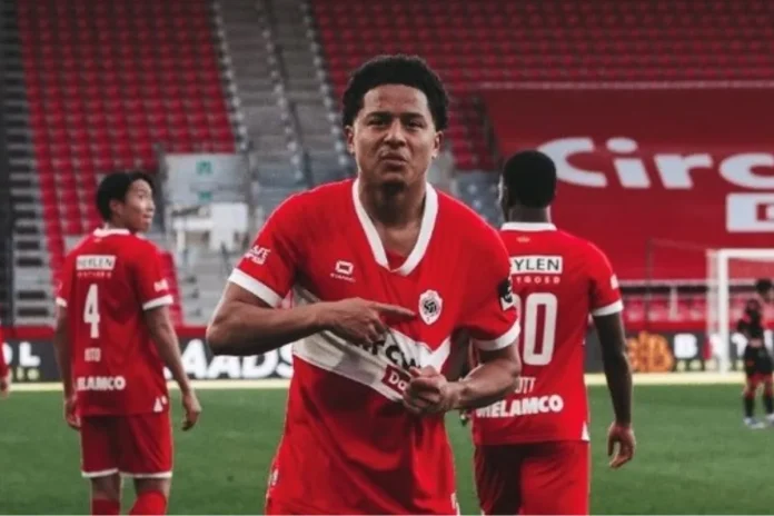 Anthony Valencia do Royal Antwerp, da Bélgica
