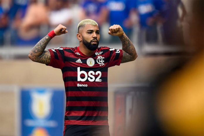 Gabigol marcou para o Flamengo na vitória sobre o Cruzeiro no Mineirão em 2019