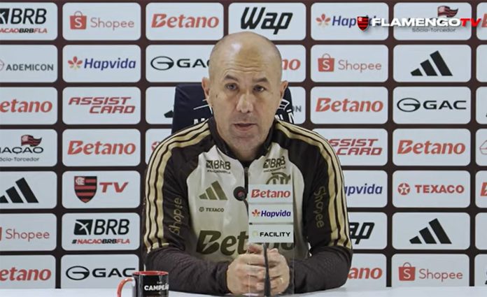 Leonardo Jardim em entrevista após vitória do Flamengo sobre o Botafogo no Maracanã