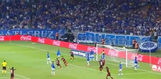 Lucas Paquetá marca o gol de empate do Flamengo contra o Cruzeiro no Mineirão
