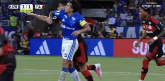 Lucas Romero acerta cotovelada em Lucas Paquetá