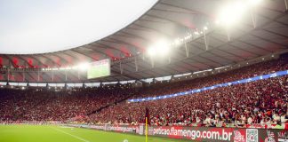 Nação Rubro-Negra lotando o Maracanã em mais um jogo do Flamengo