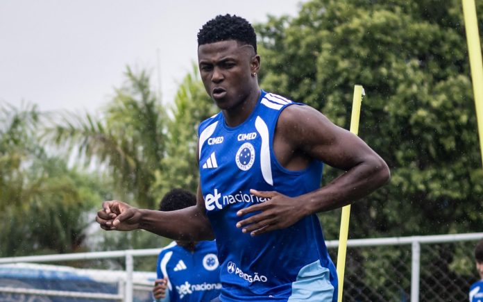 Néiser Villarreal, atacante colombiano do Cruzeiro