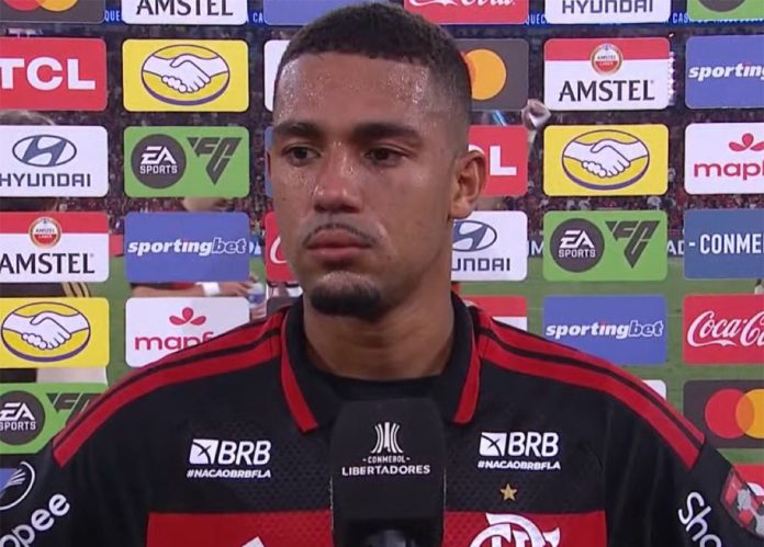 Samuel Lino em entrevista após vitória do Flamengo sobre o Cruzeiro no Maracanã