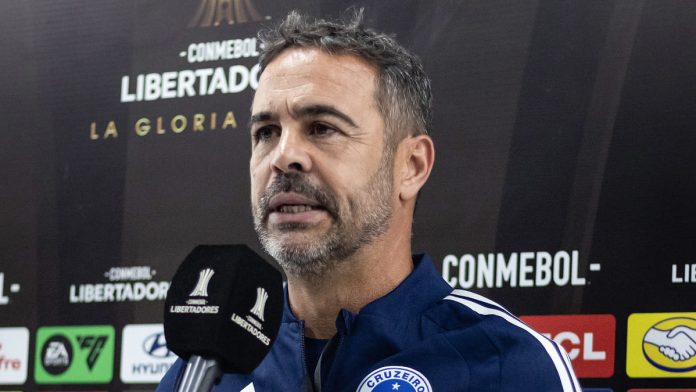 Artur Jorge, técnico do Cruzeiro