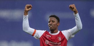 Banza, jogador do Al Jazira, do mundo Árabe