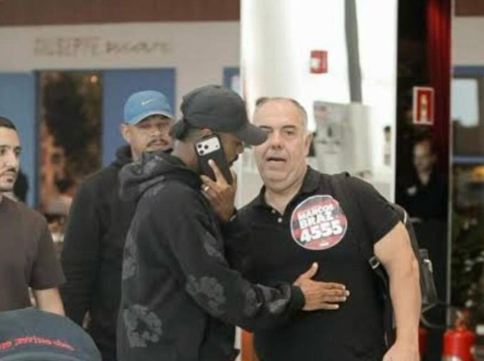 Bruno Henrique e Marcos Braz tem encontro em shopping no Rio de Janeiro