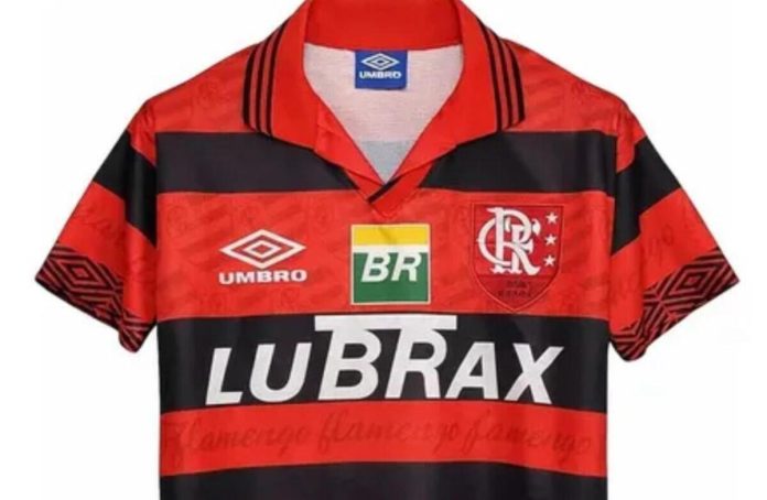 Camisa do Flamengo com patrocínio Lubrax