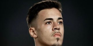 Johnny, jogador do Flamengo, da base para o profissional