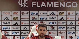 Jorginho, jogador do Flamengo em entrevista