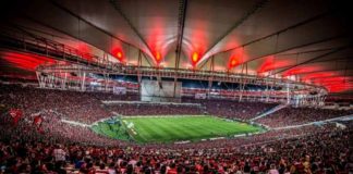 Torcida do Flamengo no Maracanã