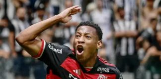 Plata, jogador do Flamengo que se despede hoje para Rússia, onde jogará pelo Dínamo de Moscou