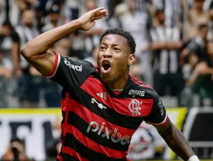Plata, jogador do Flamengo que se despede hoje para Rússia, onde jogará pelo Dínamo de Moscou