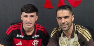 Rafael Tenório assina primeiro vínculo profissional com Flamengo