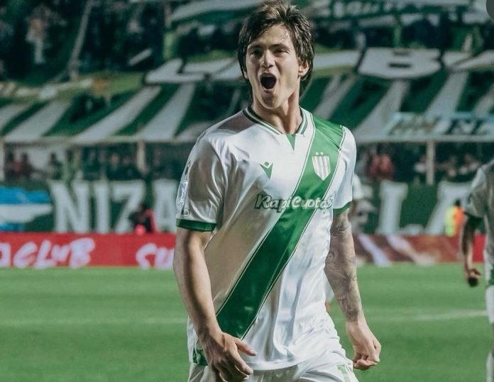 tiziano-perrotta Tiziano Perrotta jogador argentino de 19 anos, centroavante no Club Atlético Banfield.