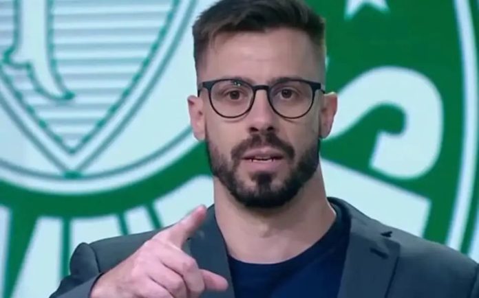 Jornalista e torcedor do Palmeiras Felippe Facincani