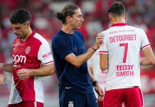 Filipe Luís comanda o Monaco e segue à frente da equipe no futebol francês.
