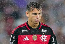 Joaquín Freitas em campo na vitória do Flamengo sobre o Corinthians no Maracanã - Foto: Gilvan de Souza / Flamengo