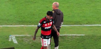Pulgar saiu com dores na coxa direita