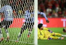 Rossi falha e o Del Valle abre o placar no Maracanã - Foto: Mauro Pimentel / AFP