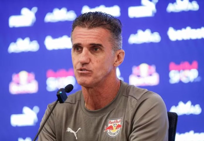 Vagner Mancini técnico do Bragantino