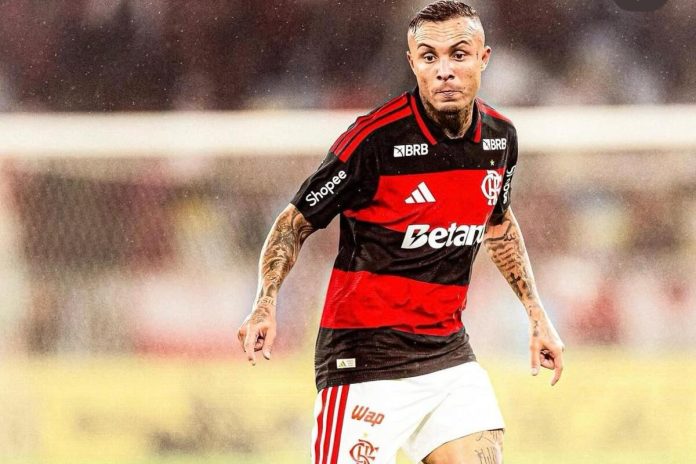 Everton Cebolinha, ex-jogador do Flamengo, acertou com o Santos